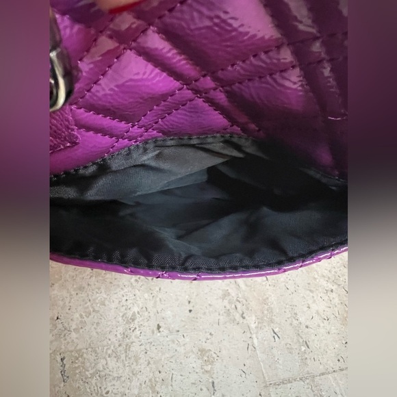 Kenneth Cole Reaction Crossbody Bag - Picture 5 of 5